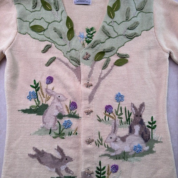 Storybook Knits Cream Cardigan with Green Leaf Appliqué Story Book Knits S - Picture 2 of 14